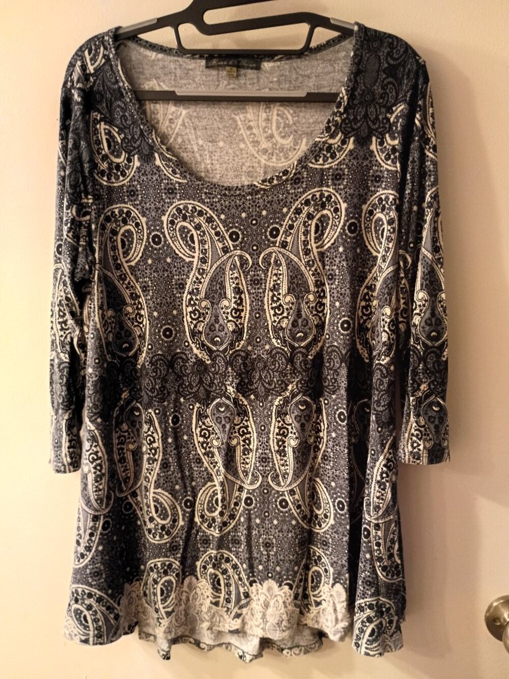 Rose & Olive Women's Black, Gray & White Blouse Size 1X